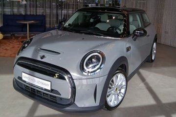 Dealer BMW M-Cars MINI Cooper SE Electric Trim